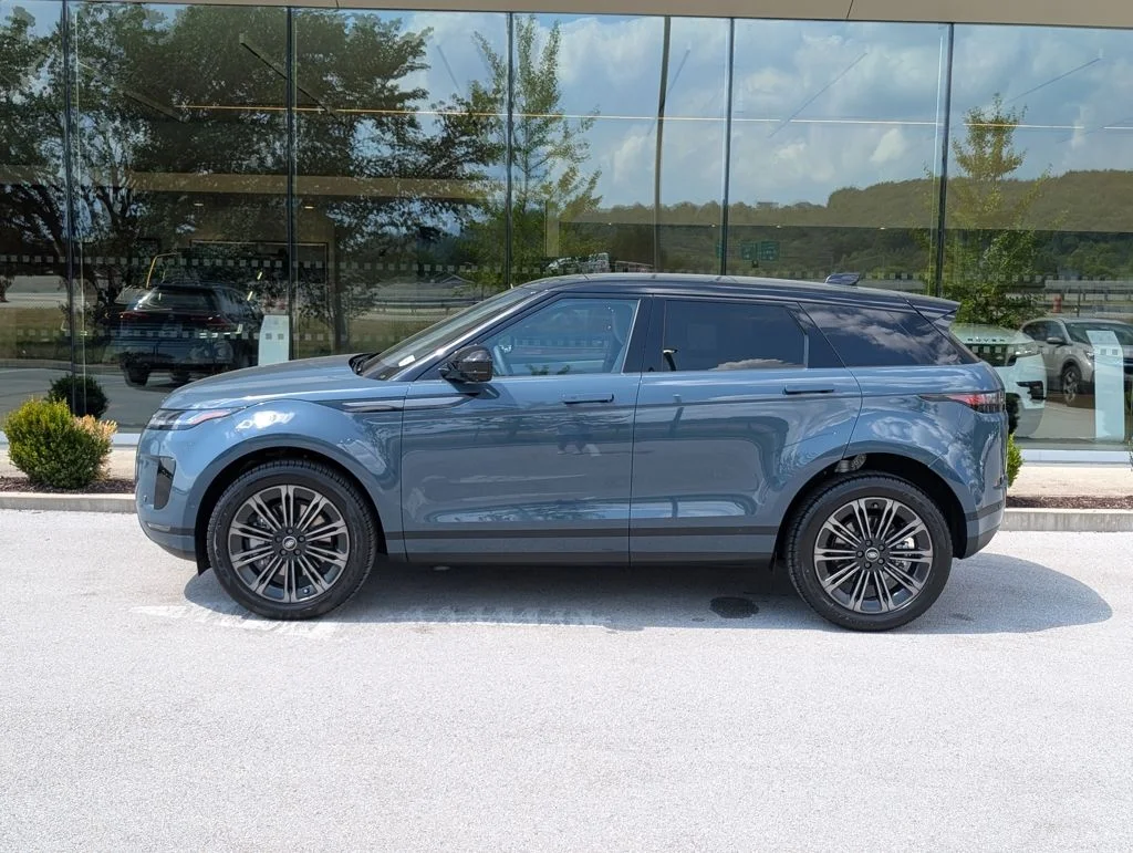 New 2026 Tribeca Blue Land Rover S image 2