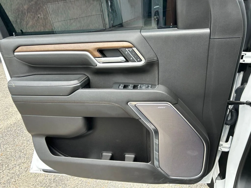 Used 2024 Summit White Chevrolet High Country image 16