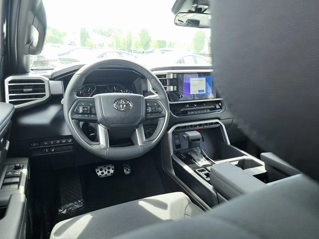 2026 Toyota Tundra SR5 - Photo 10