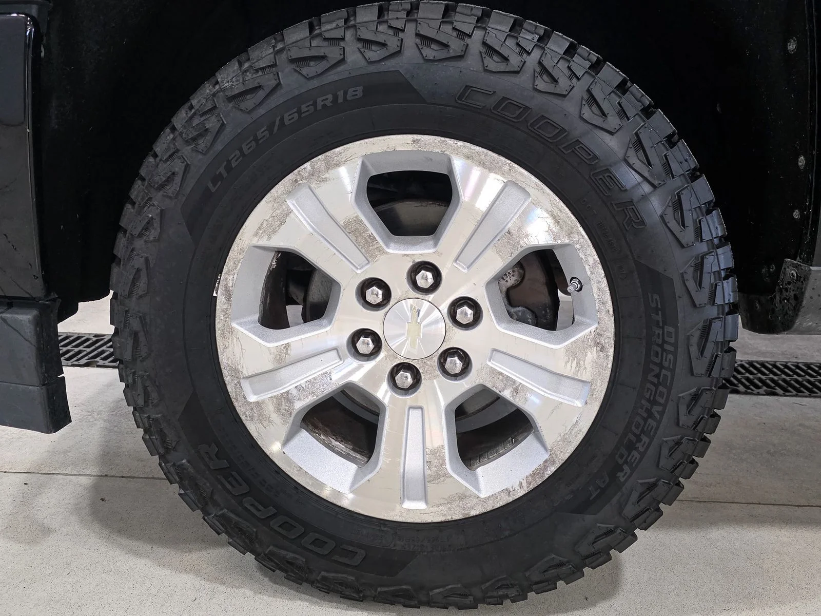 Used 2017 Black Chevrolet LT image 18