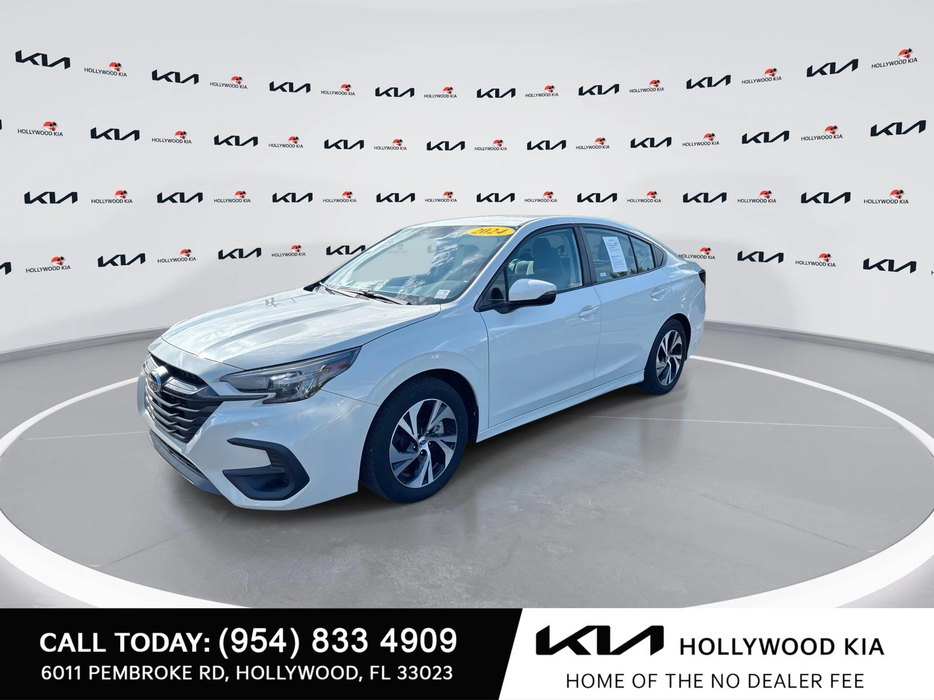 Used 2024 Crystal White Pearl Subaru Premium image 4
