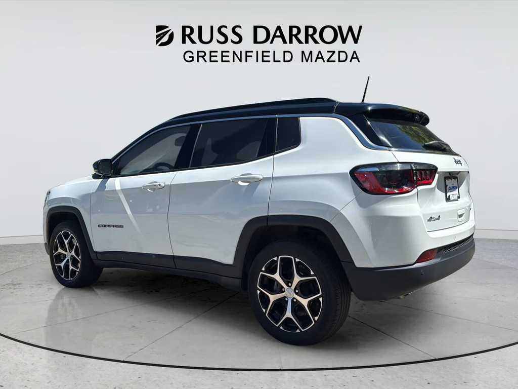 Used 2024 White Jeep Limited image 3