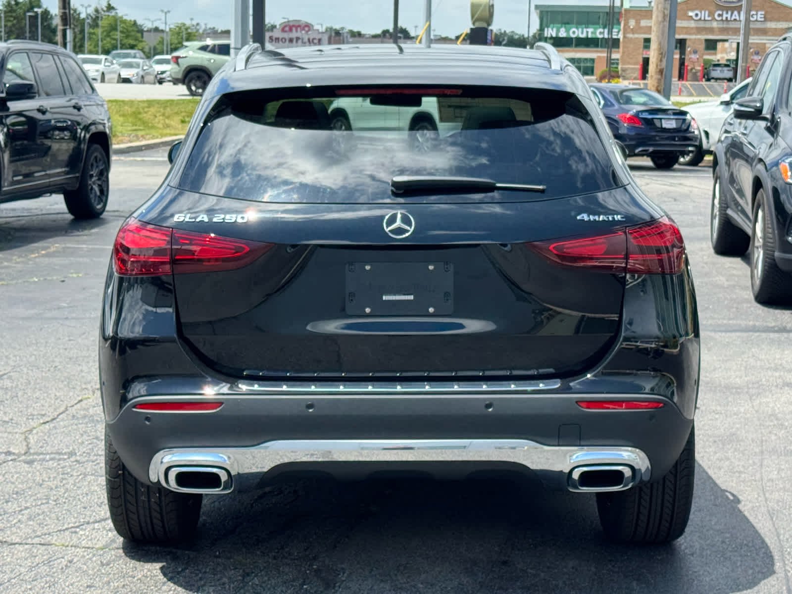 New 2026 Night Black Mercedes-Benz GLA 250 image 8