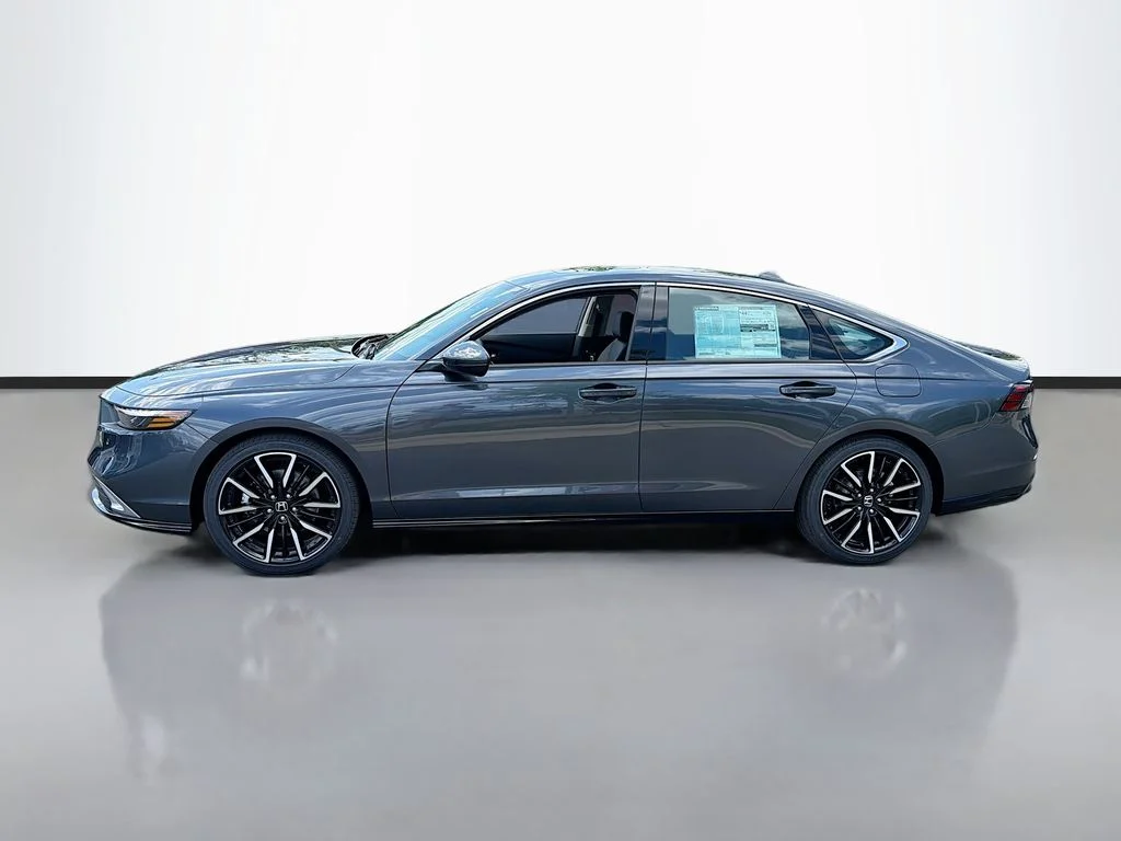 New 2026 Meteorite Gray Metallic Honda Touring image 9