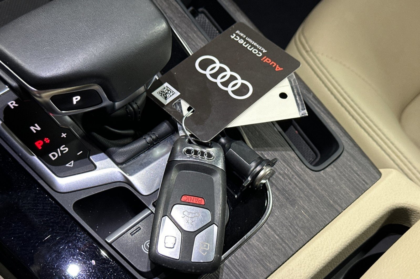 Used 2023 Ibis White Audi Premium 40 TFSI quattro image 23