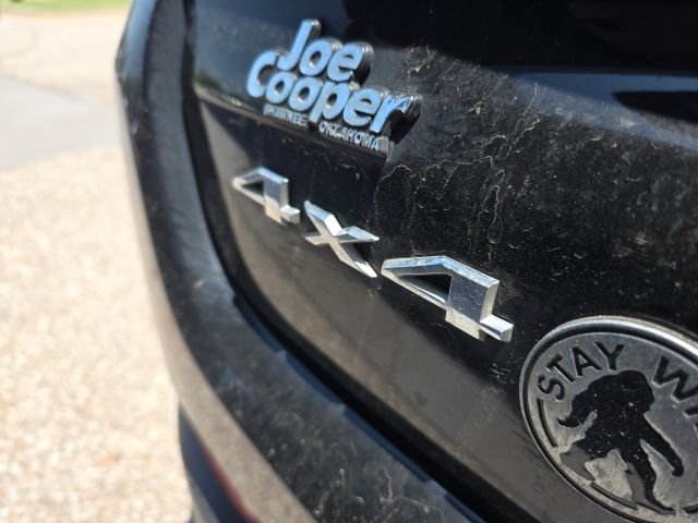 Used 2022 Black Jeep Limited image 6