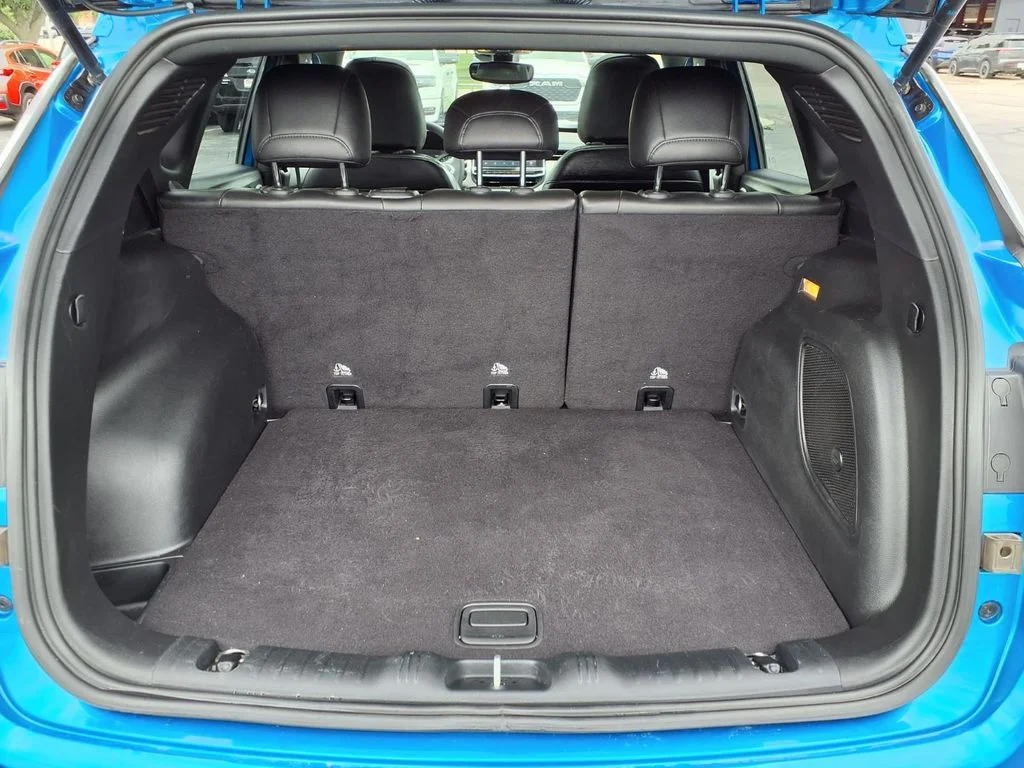Used 2023 Blue Jeep Latitude image 27