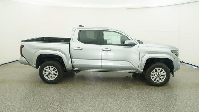 New 2026 Celestial Silver Metallic Toyota SR5 image 6