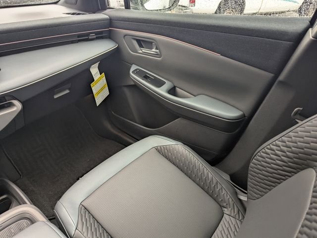 New 2026 Everest White Pearl TriCoat / Super Black Two-tone Nissan Platinum+ image 16