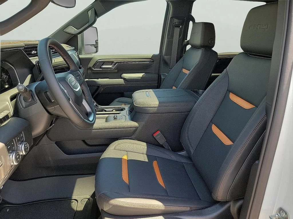 2026 GMC Sierra 2500HD AT4 - Photo 14