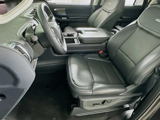 New 2026 Ford Expedition Platinum