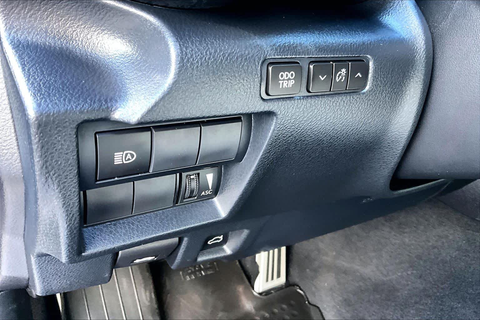 Used 2024 Incognito Lexus F SPORT image 33