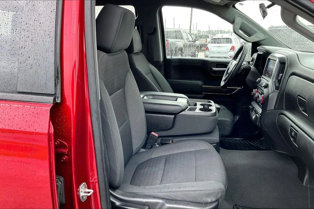 Used 2021 Red Chevrolet LT image 30