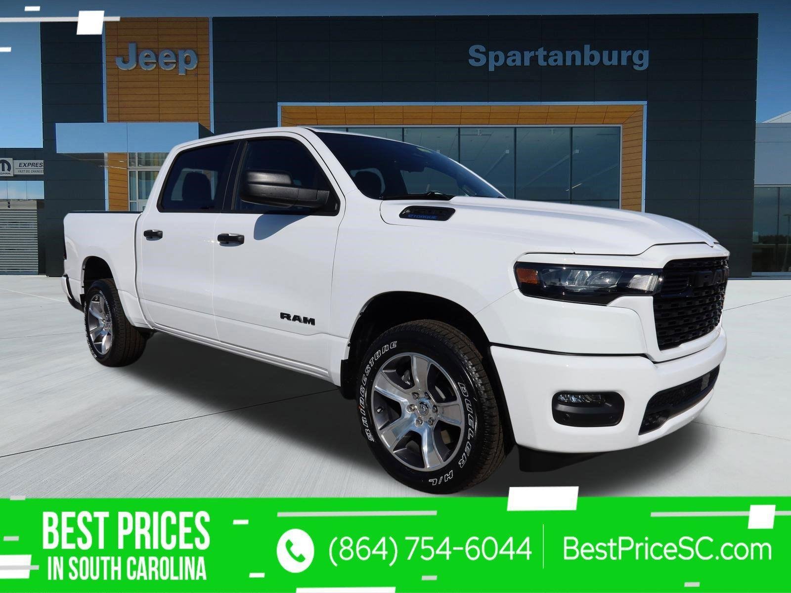 2026 RAM 1500 Express Crew Cab 5'7's photo