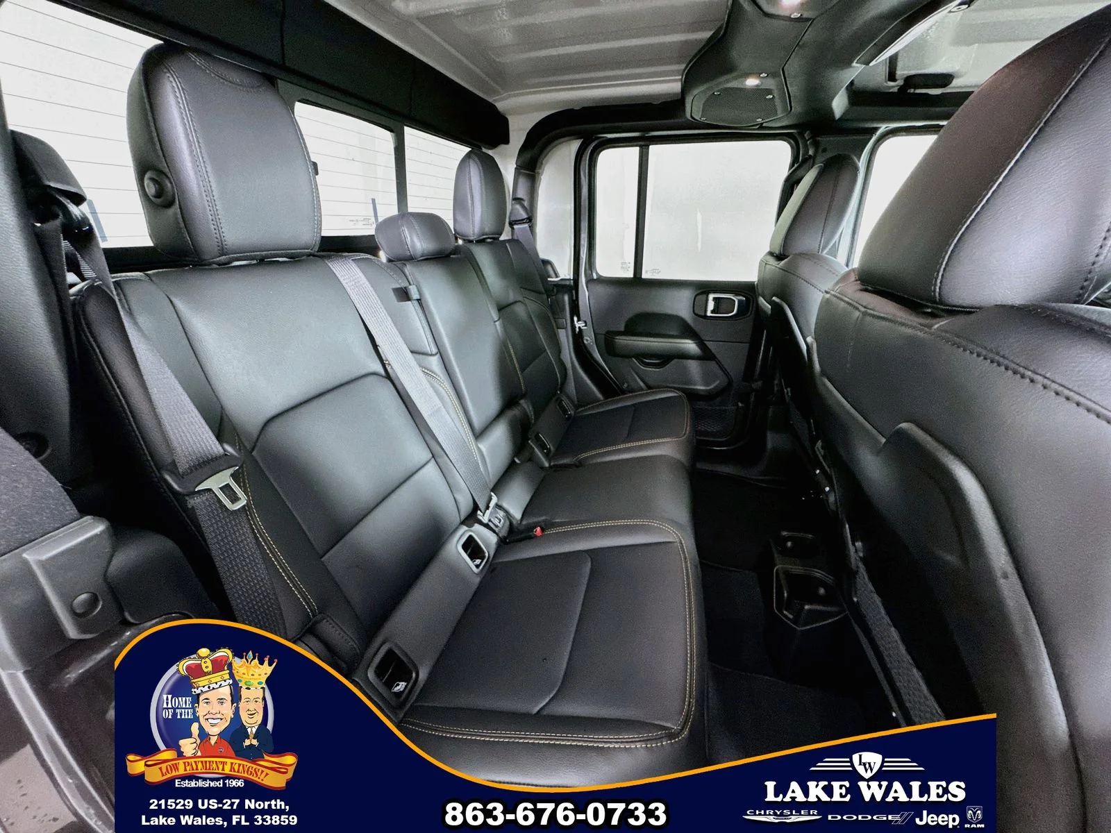 New 2026 Granite Crystal Metallic Clearcoat Jeep  image 24