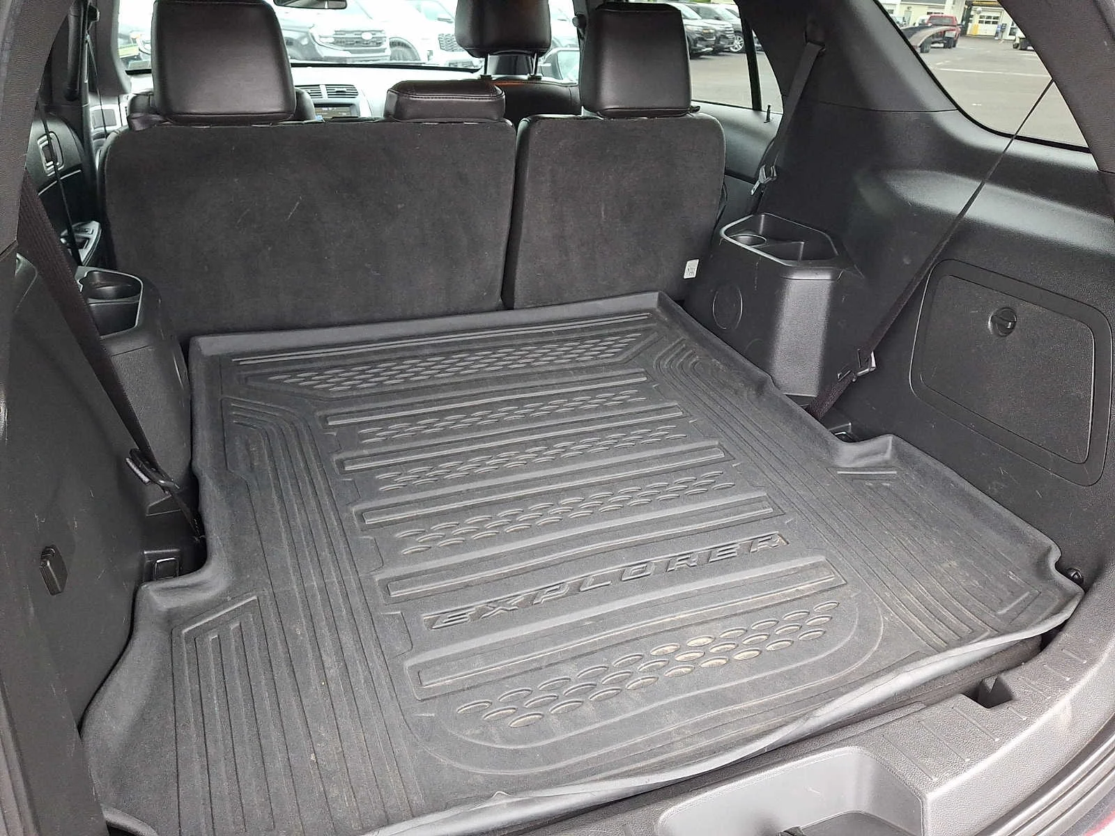 Used 2013 Tuxedo Black Metallic Ford XLT image 28