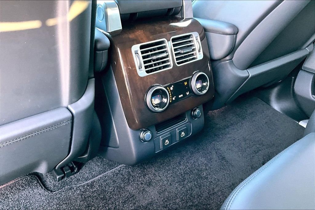 Used 2021 Carpathian Gray Premium Metallic Land Rover Westminster image 10