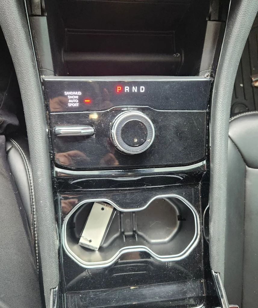 Used 2023 Black Jeep Limited image 29