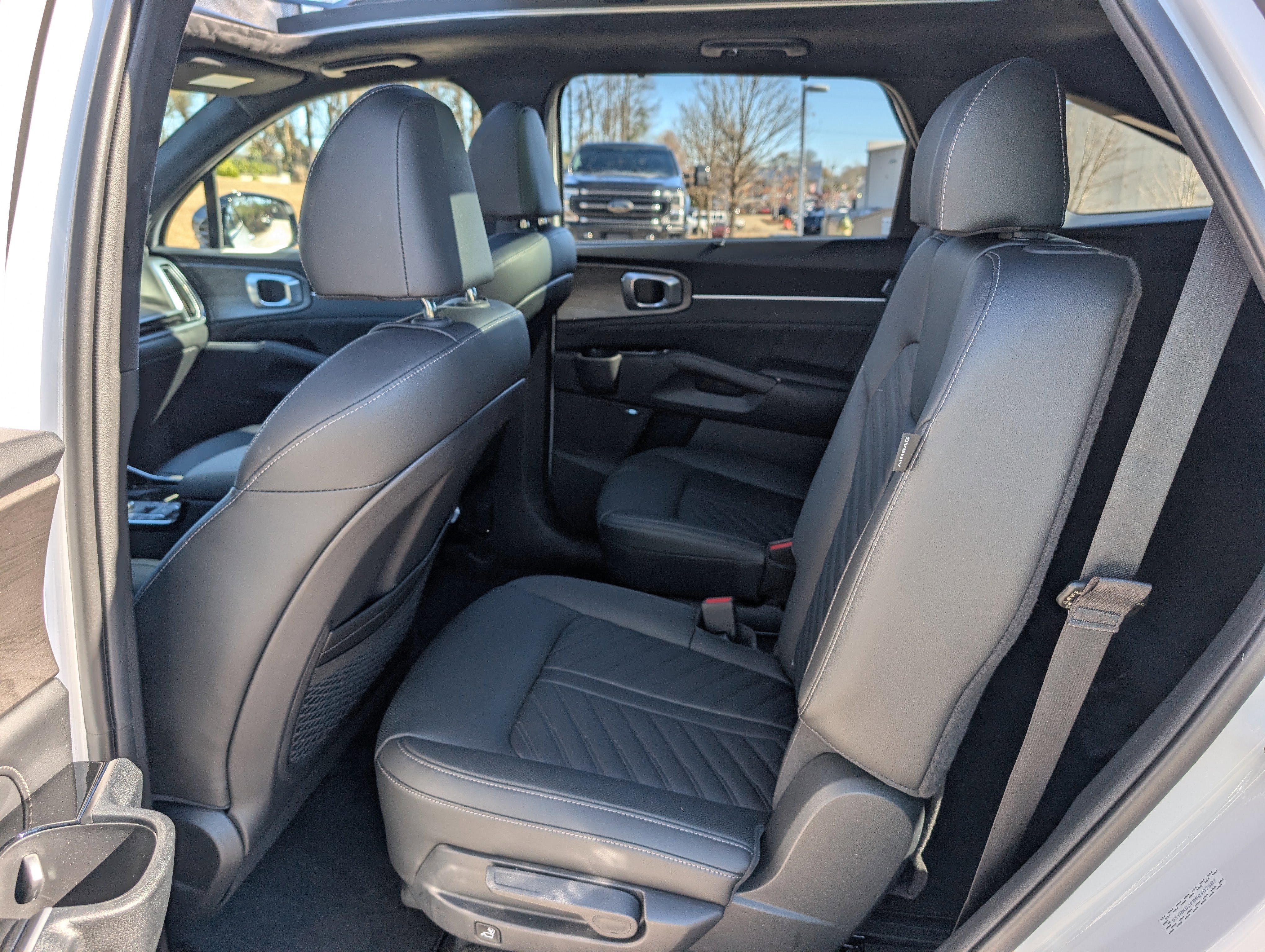 2025 Kia Sorento X-Line SX Prestige - Photo 14