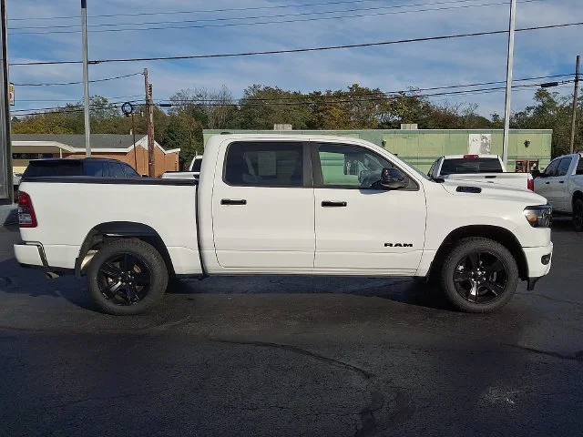 Used 2024 White Ram Big Horn/Lone Star image 8