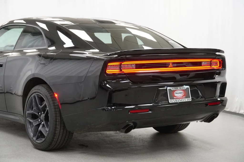 New 2026 Diamond Black Crystal Pearlcoat Dodge Scat Pack image 12