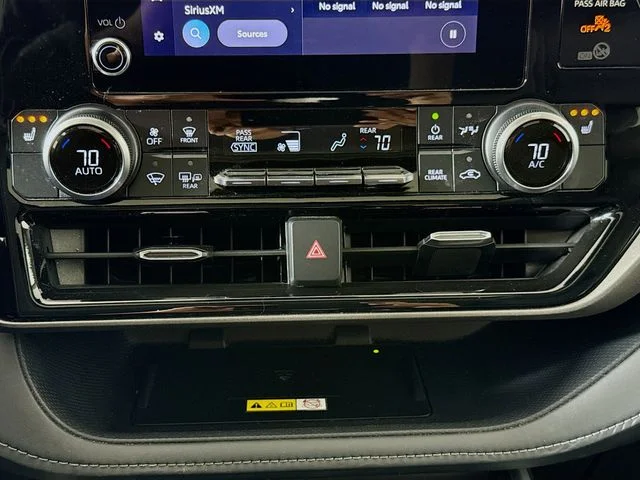 Used 2023 Green Toyota XLE image 16