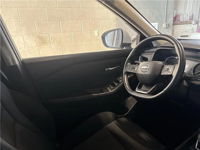 Used 2025 Brilliant Silver Metallic Nissan SV Front-Wheel Drive image 14