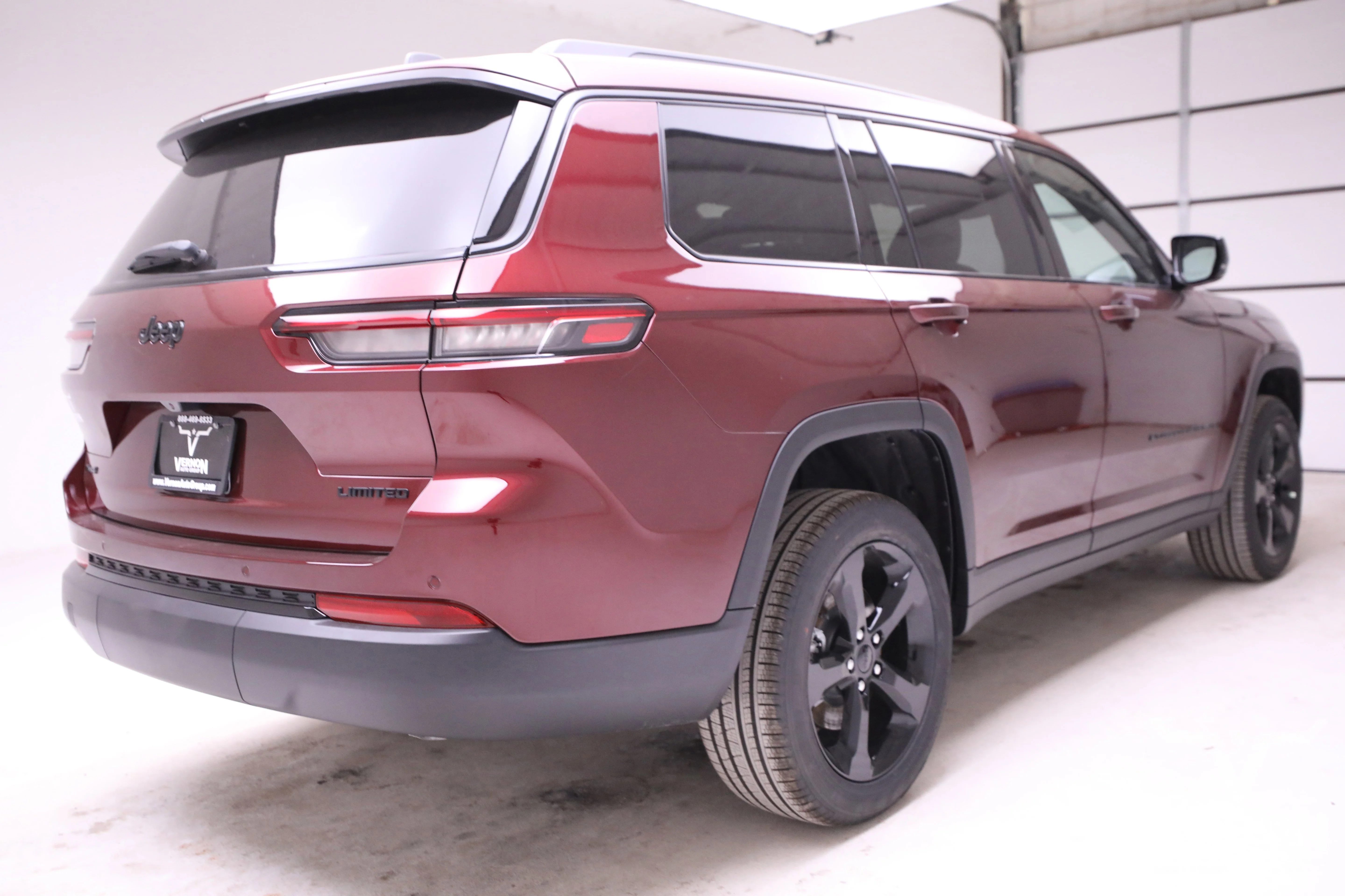 New 2025 Jeep Grand Cherokee L Limited 4x4