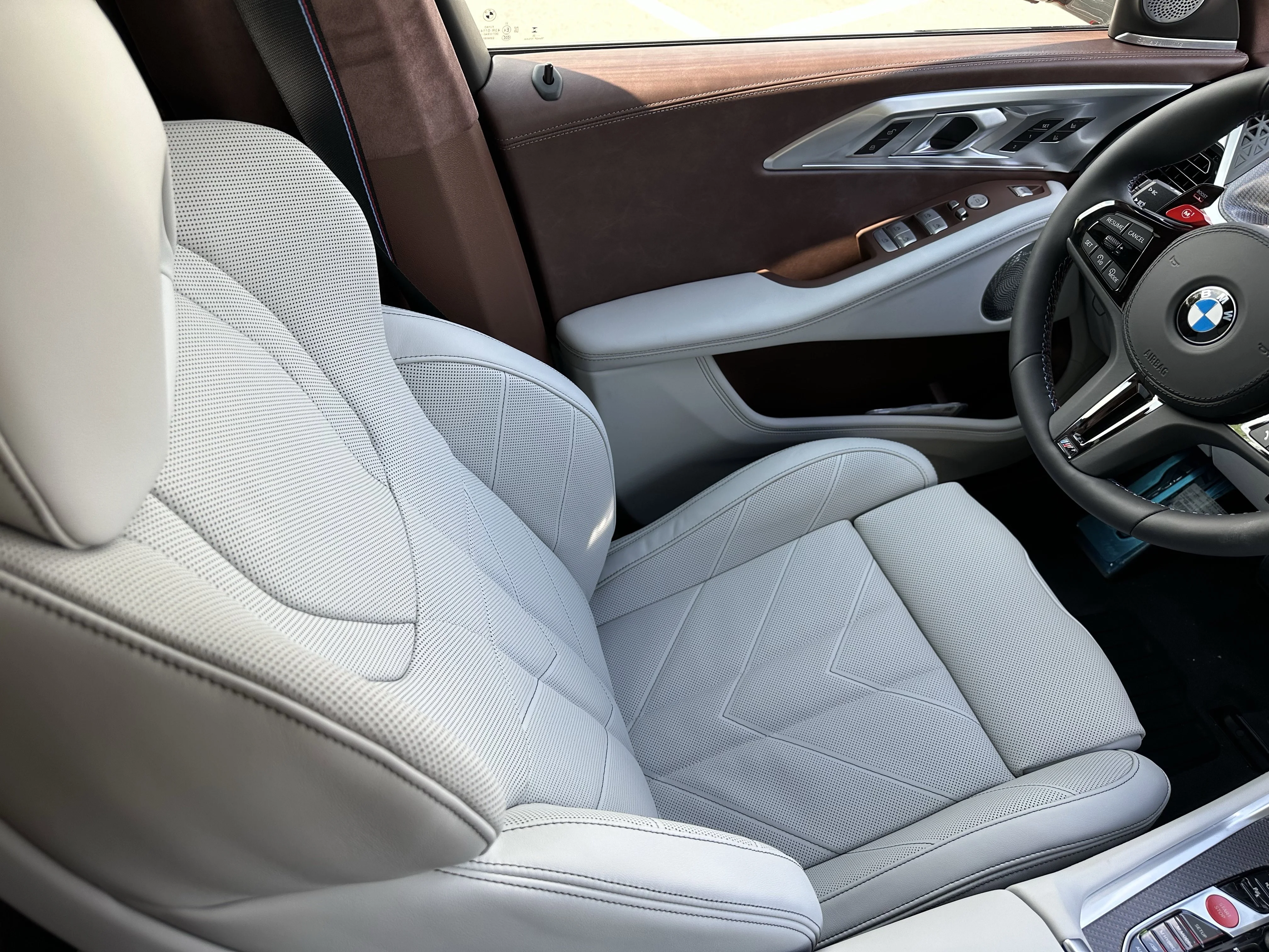 2026 BMW XM Base - Photo 9