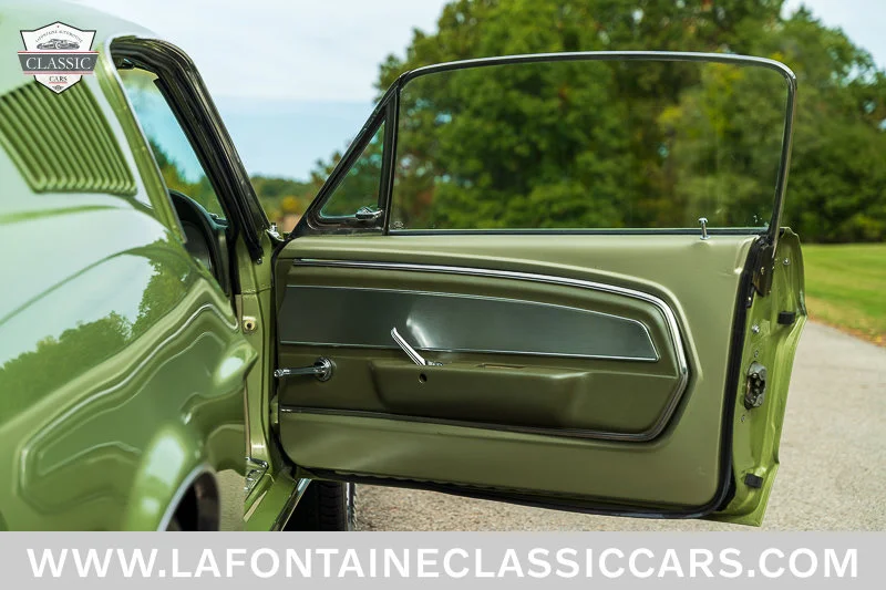 Used 1967 Green Ford Fastback image 42