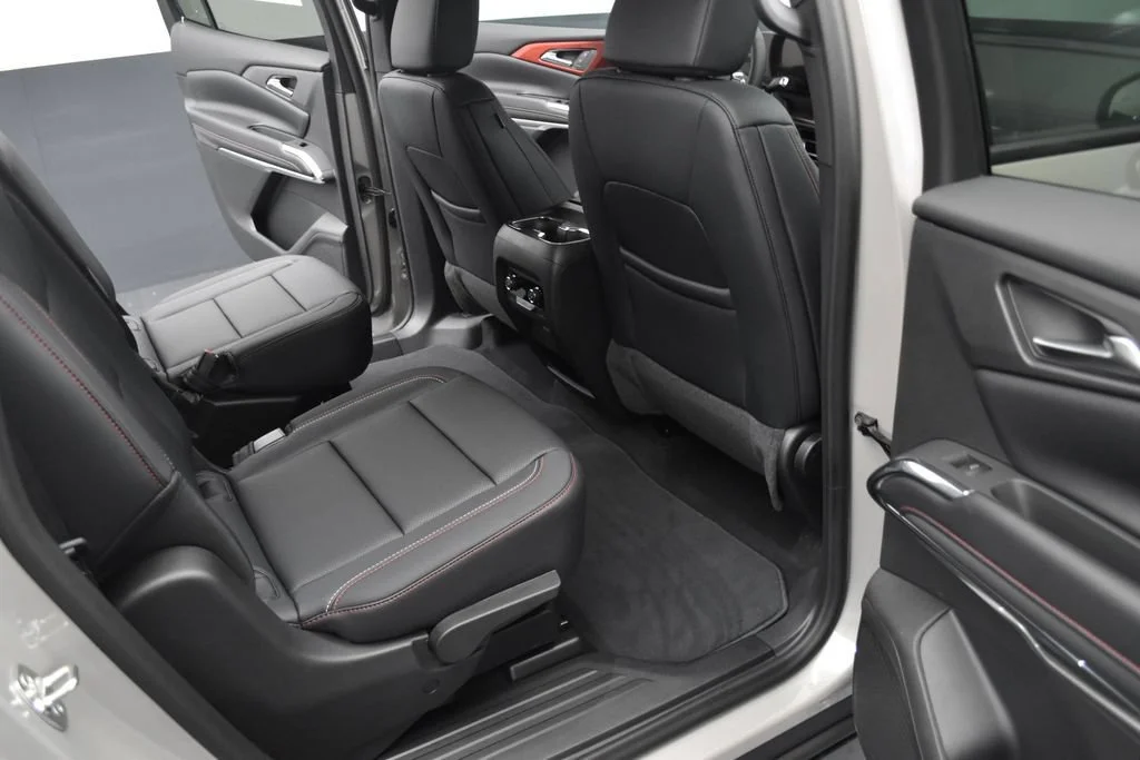 2026 Chevrolet Traverse Z71 - Photo 25
