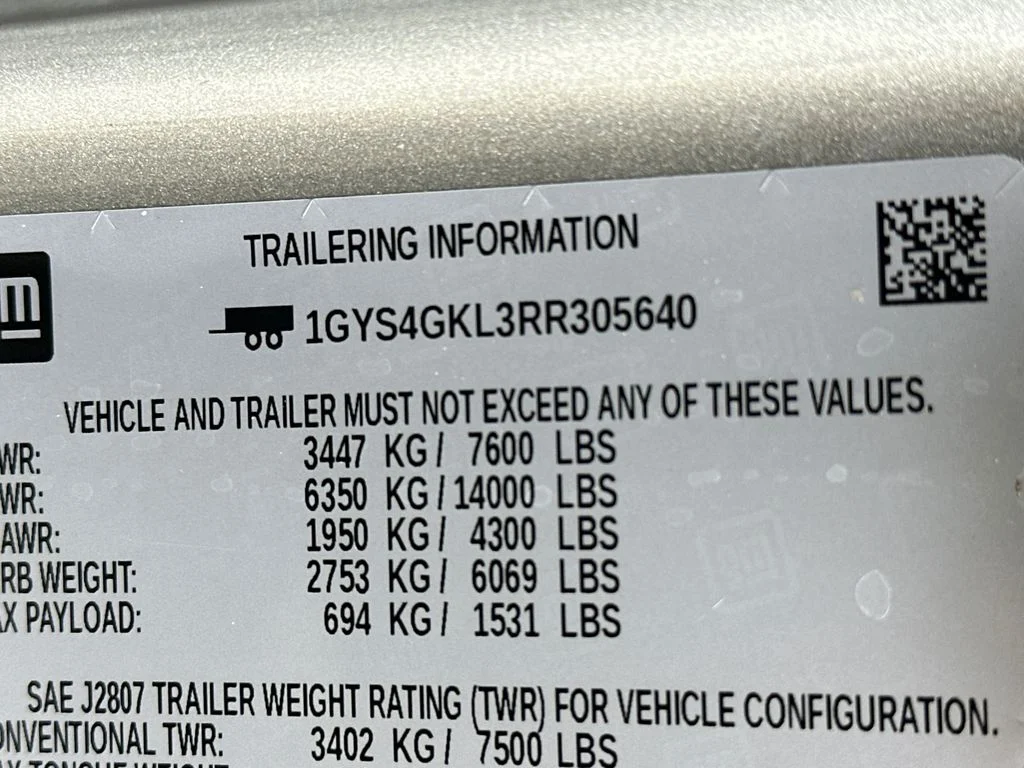 Used 2024 Silver Cadillac Sport Platinum image 36
