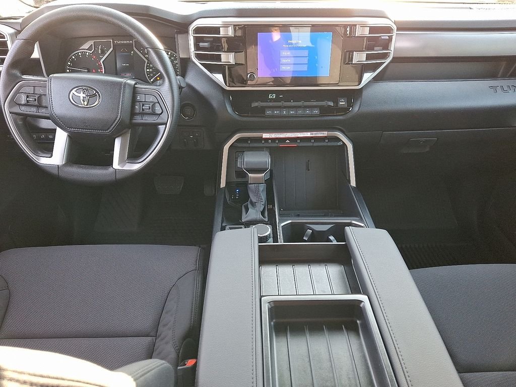 2026 Toyota Tundra SR5 - Photo 10