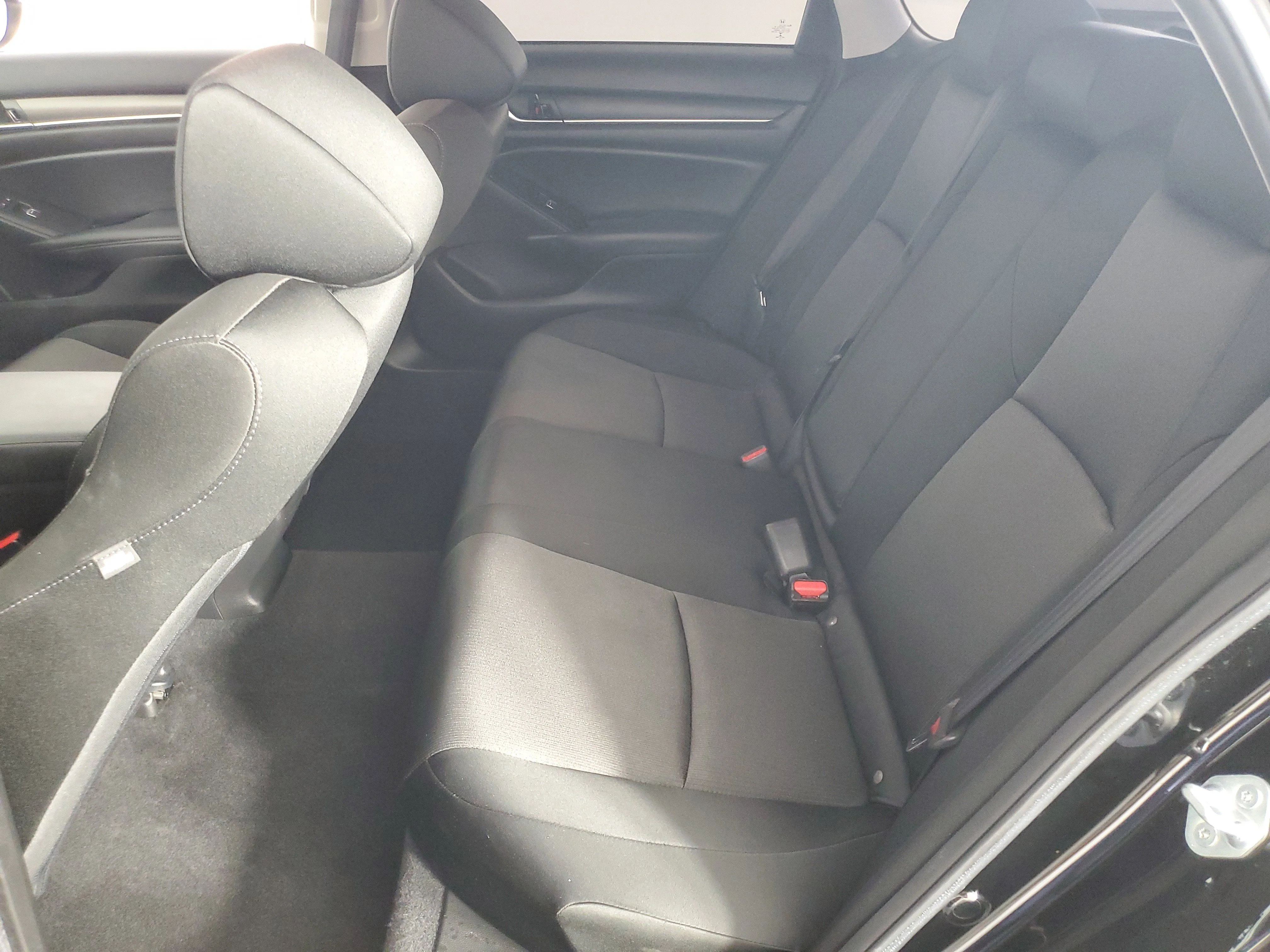 2022 Honda Accord LX - Photo 13