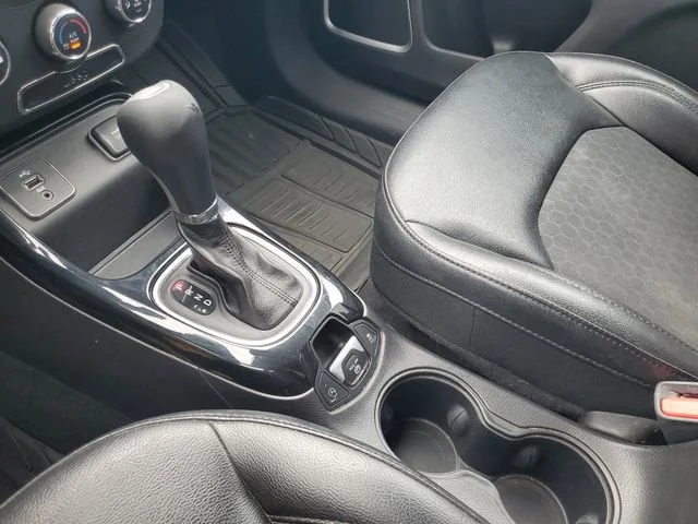 Used 2018 Diamond Black C Jeep Altitude image 18