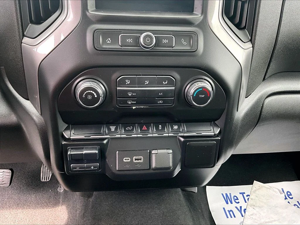Used 2021 Silver Chevrolet Custom image 29