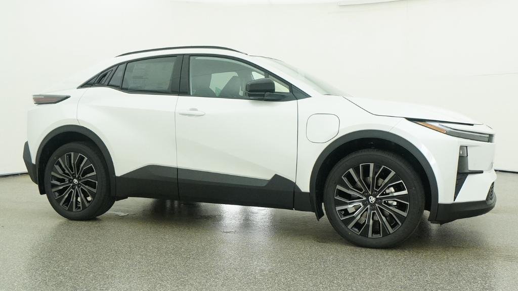 New 2026 Wind Chill Pearl Toyota XSE image 51