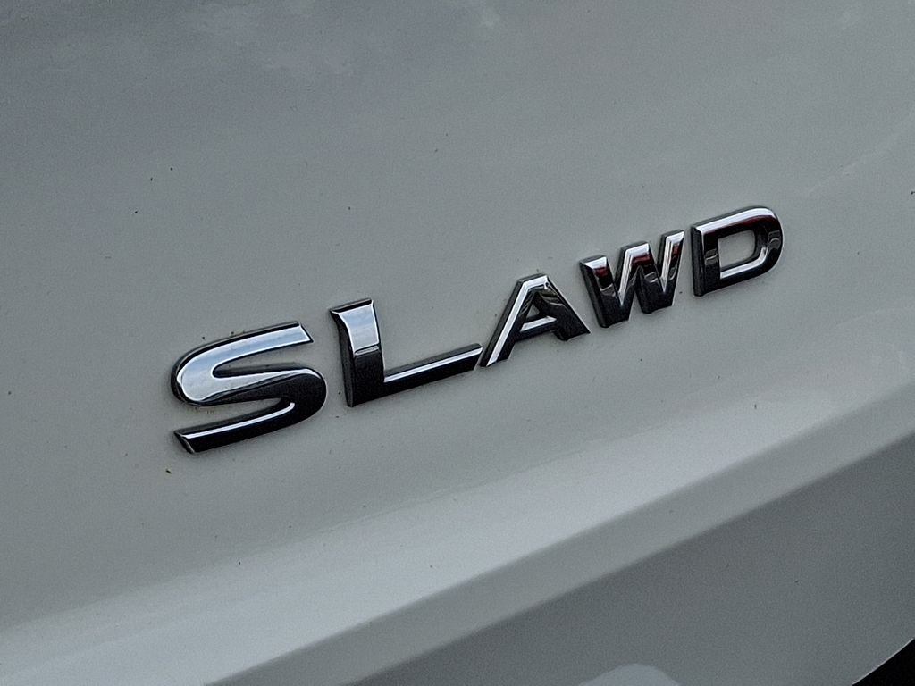 Certified Used 2023 White Nissan SL image 34