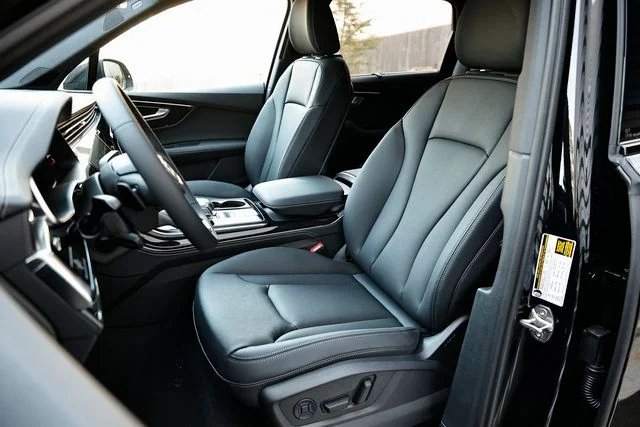 New 2026 Mythos Black Metallic Audi 55 Premium Plus image 24