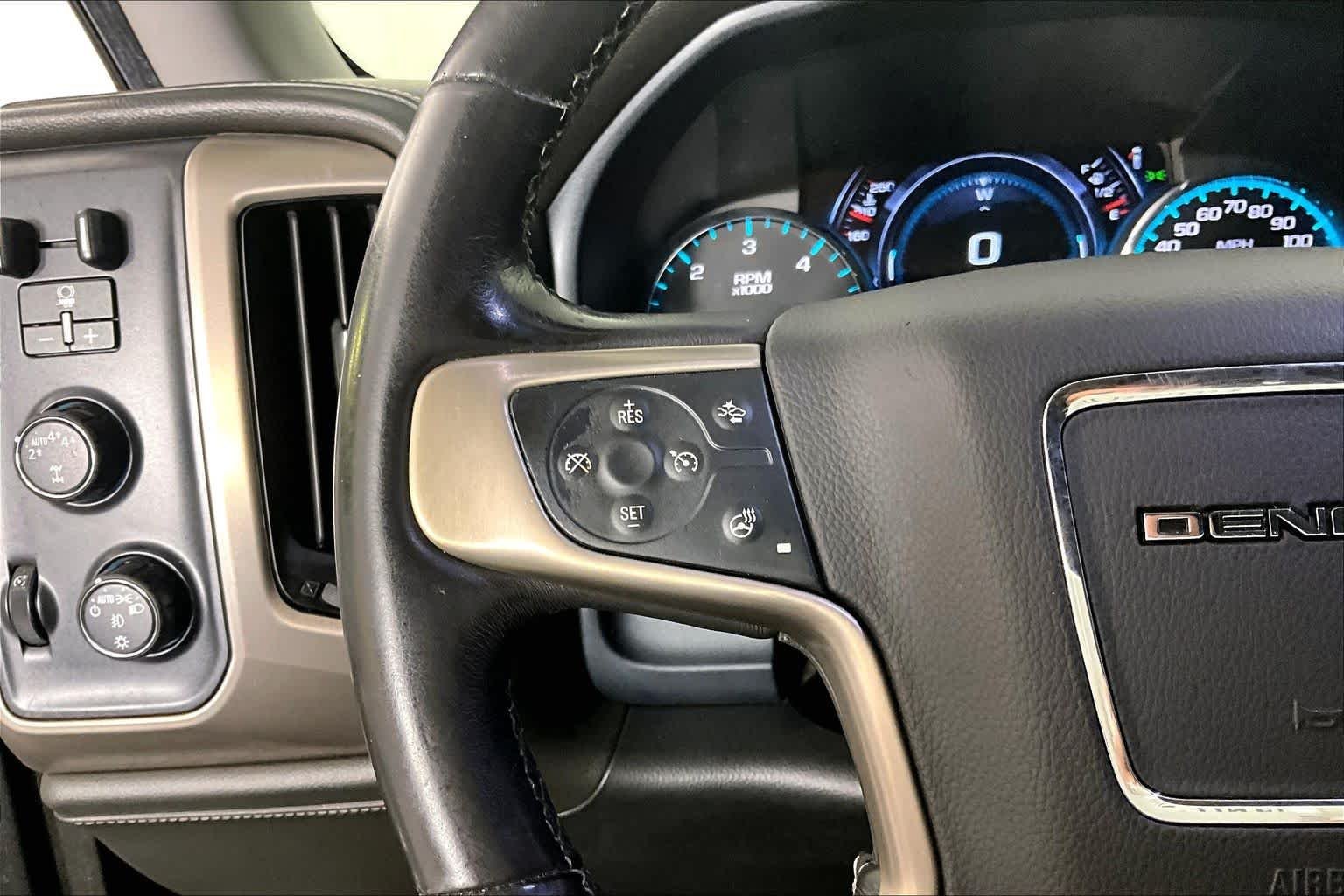 Used 2018 ONYX BLACK GMC Denali image 22