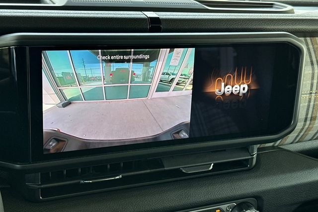 New 2026 Black Clear-Coat Exterior Paint Jeep 85th Anniversary Edition image 18
