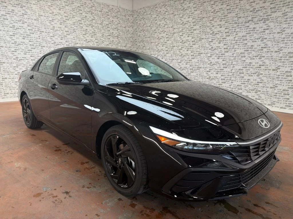 New 2026 Abyss Black Hyundai SEL Sport image 1
