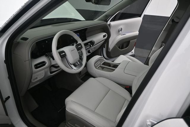 Used 2026 Creamy White Pearl Hyundai Limited image 4