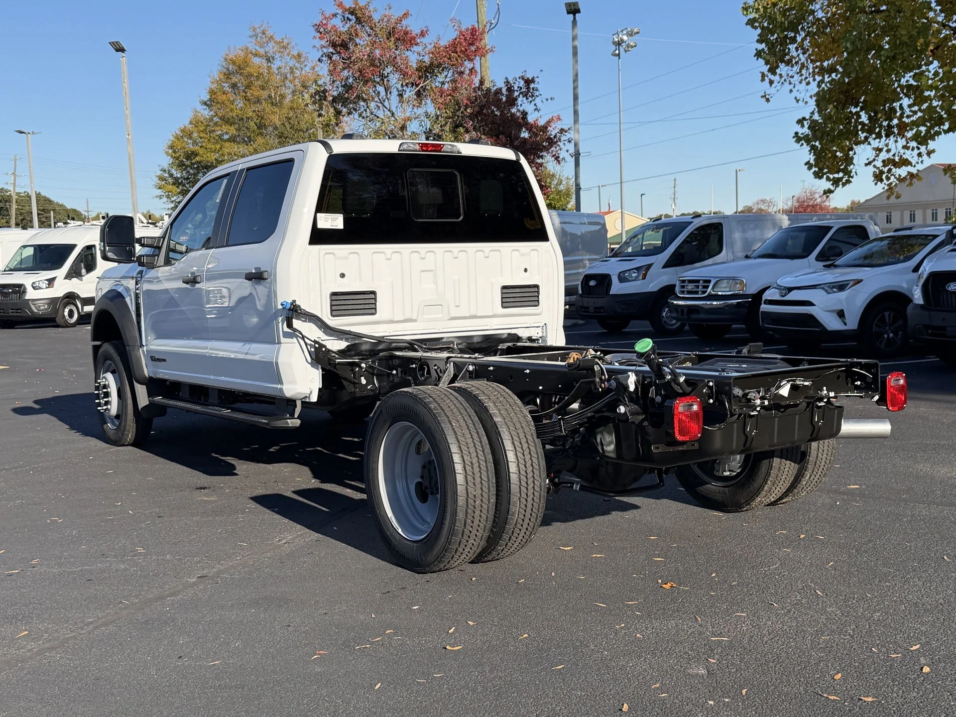 New 2026 Oxford White Ford F-450® XL image 22
