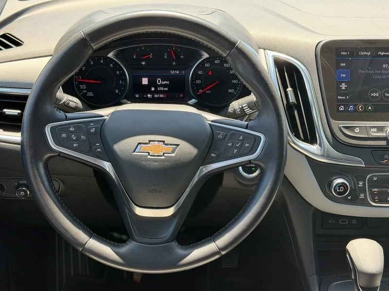 Used 2022 IRIDESCENT PEARL TRICOAT Chevrolet LT image 13