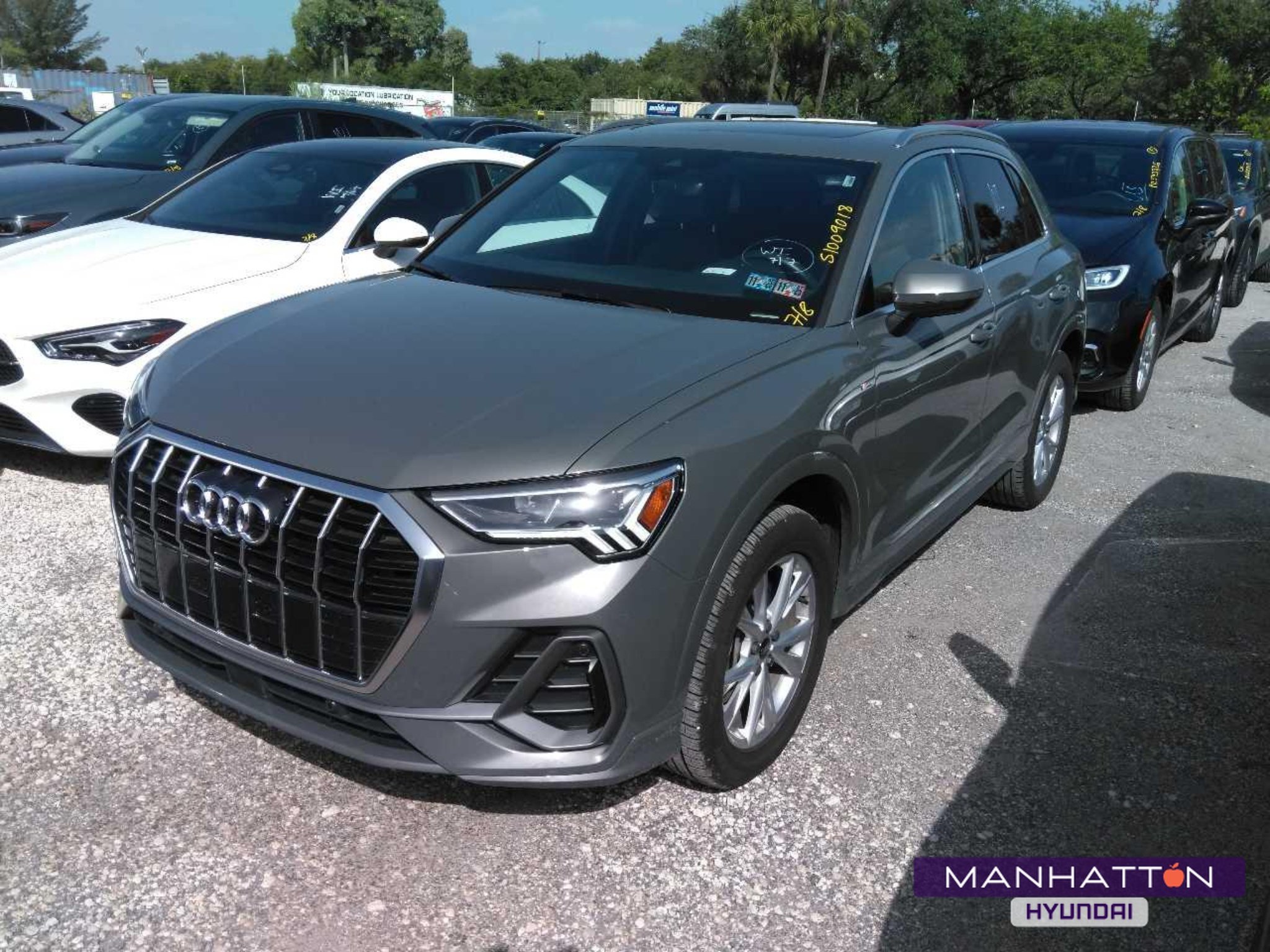 Used 2025 Green Audi S line Premium image 1