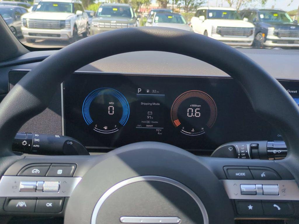 New 2027 Black Hyundai SE FWD image 32