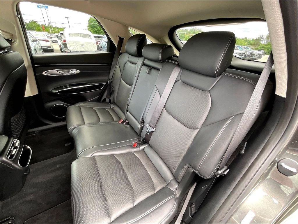 Used 2025 Makalu Gray Genesis 2.5T image 14
