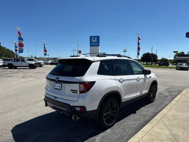 Used 2023 Platinum White Pearl Honda TrailSport image 5