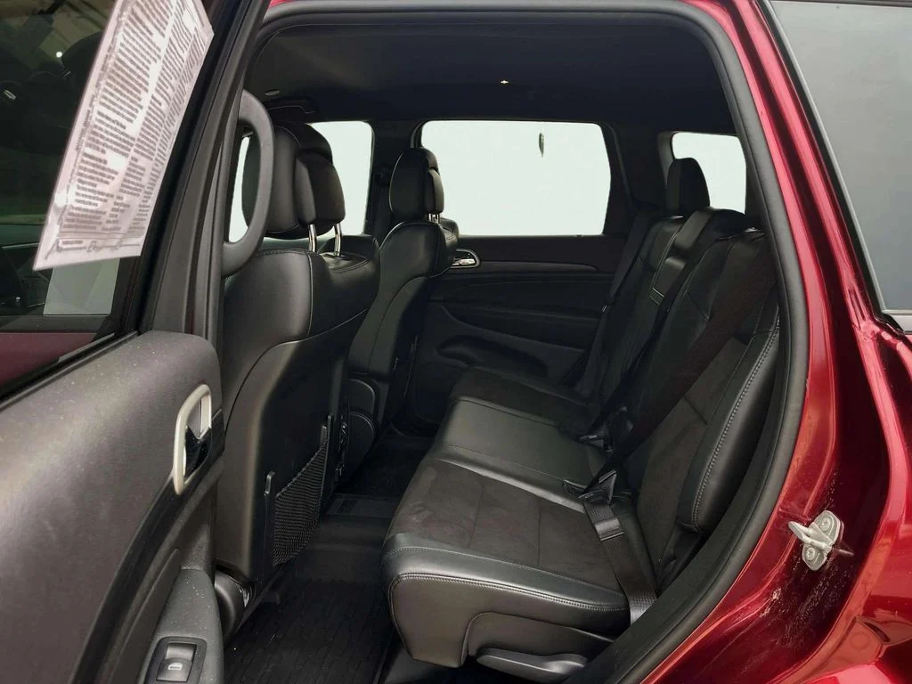 Used 2021 Velvet Red Pearlcoat Jeep Altitude image 27